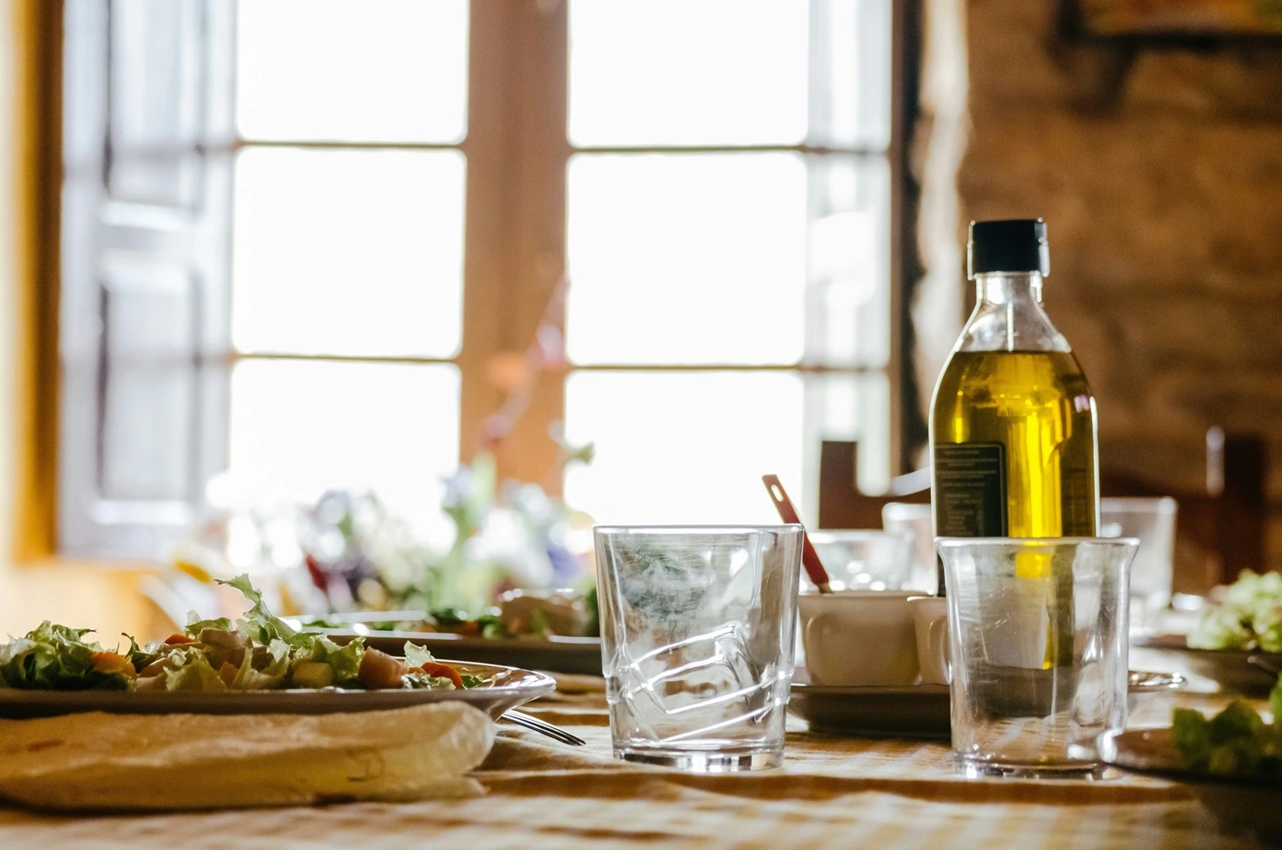The Health Benefits of Olive Oil and Why You Should Add It to Your Diet