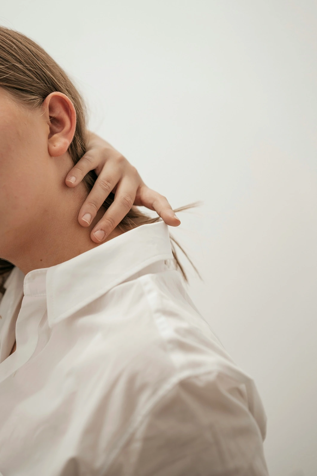 Waking Up with Neck Pain: Causes, Treatment, and Prevention